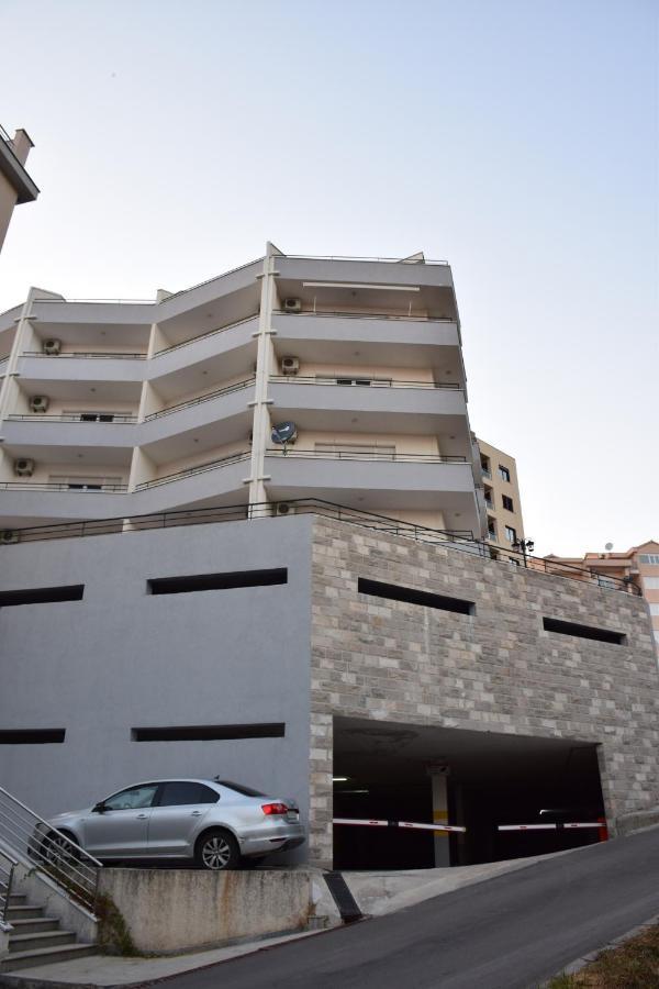 Bella Budva Apartment Bečići Luaran gambar