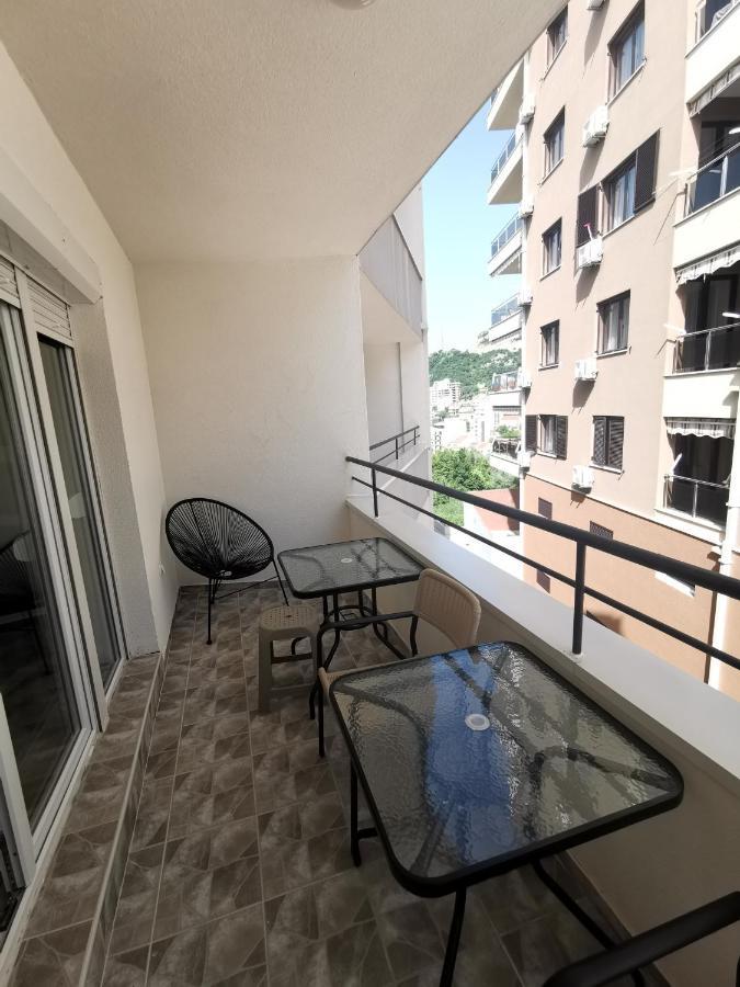 Bella Budva Apartment Bečići Luaran gambar